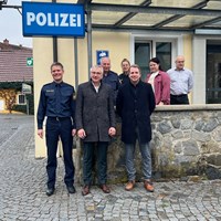 Weihnachtsbesuch Polizei Landau.jpg